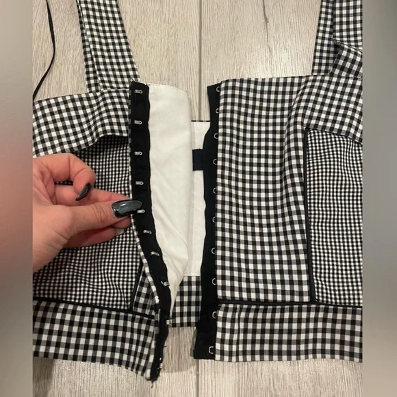 Nicholas Cropped Corset Top - Picture 10 of 15